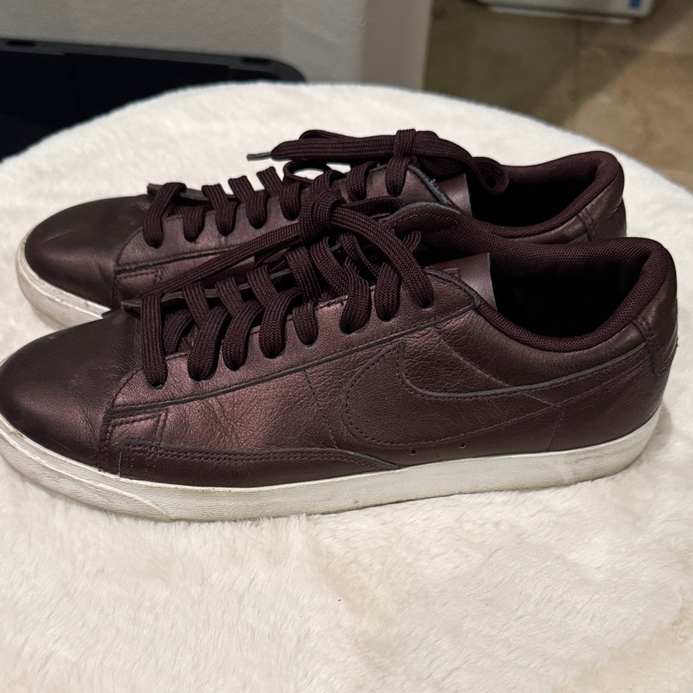 Nike Women's Blazer Low Metallic Maroon Leather Sneakers Size 10
